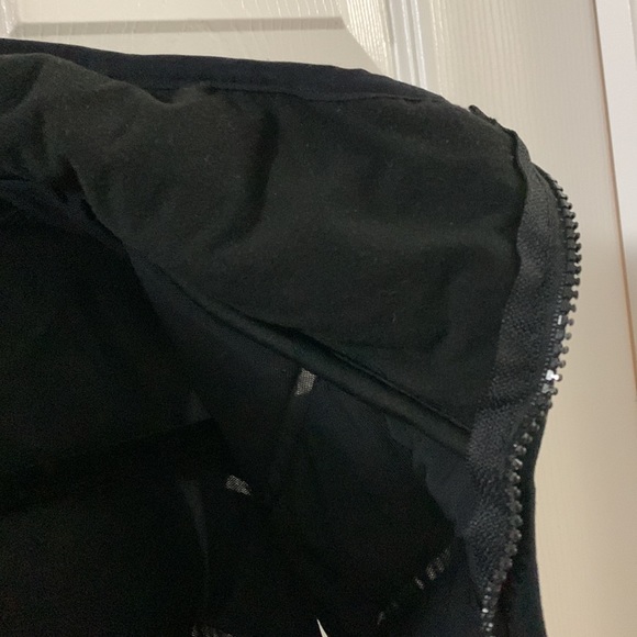 Blanc Noir quilted hooded vest - Picture 4 of 4